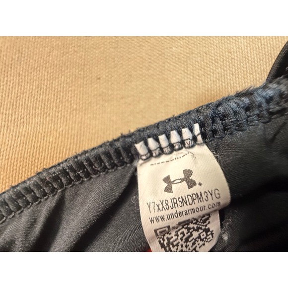 Under Armour Kids Athletic Running Shorts Gray Activewear - Picture 2 of 6